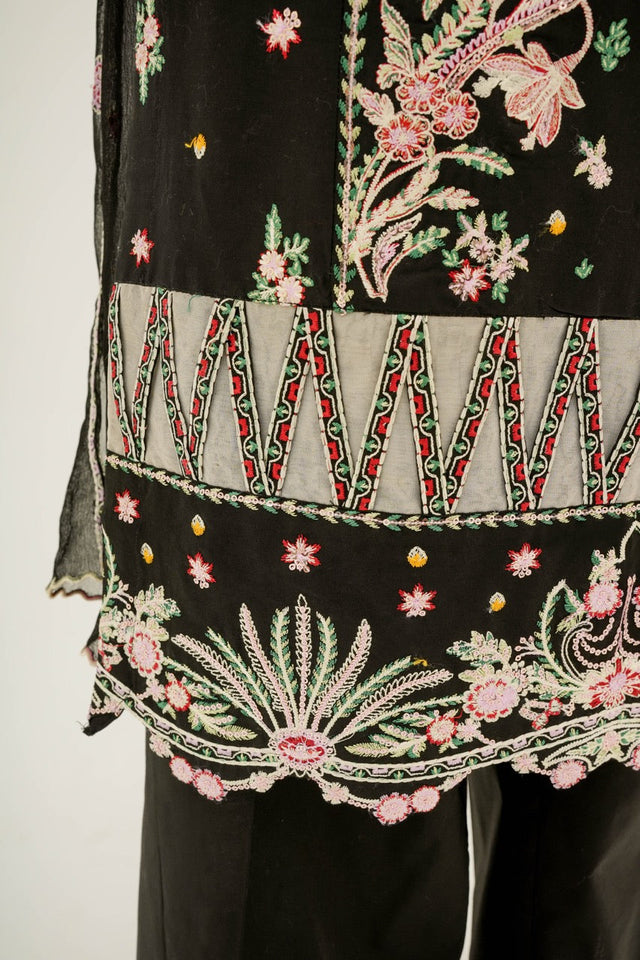 Elaaf Black Embroidered Lawn Suit with Chiffon Dupatta