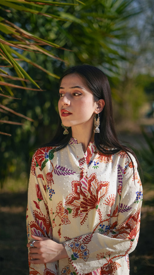 Mahnoor 2-Piece Printed Lawn with White Trouser Ensemble