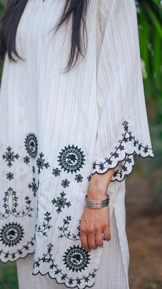 Irha, 2-Piece Embroidered Lawn Ensemble